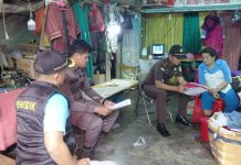 Eksekusi Putusan Retribusi Ruko: Jaksa Turun Lapangan, Satpol PP Beri Dukungan Penuh