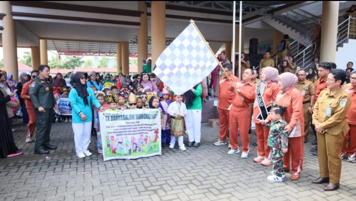 Bupati Bolmong Lepas Pawai PAUD, Tegaskan Komitmen Bangun Generasi Sejak Dini