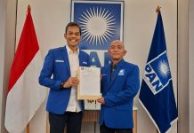 Soekarno Hatta Binol Resmi Terima SK Ketua DPD PAN Kotamobagu Soekarno Hatta Binol Resmi Terima SK Ketua DPD PAN Kotamobagu