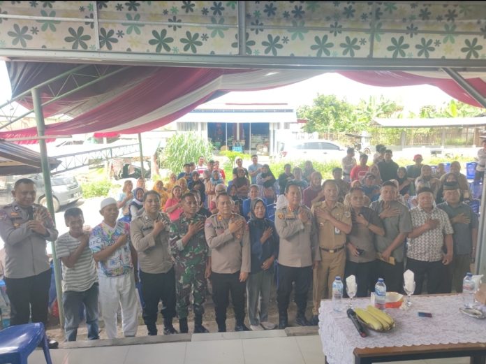 Kapolres Kotamobagu Perkuat Kedekatan dengan Warga Lewat Program SABARMAS di Pasar Genggulang