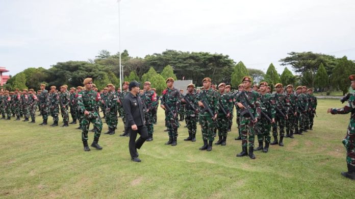 Wabup Dony Lumenta Lepas 350 Prajurit Yonarmed 19/Bogani ke Perbatasan RI–Malaysia