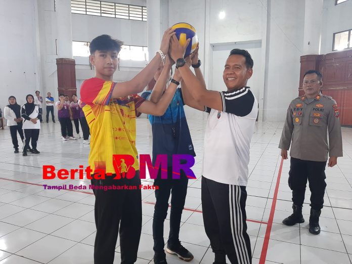 Kapolres Kotamobagu Buka Turnamen Voli Motabi Cup 2026, Siapkan Atlet Menuju Kapolda Cup hingga Kapolri Cup
