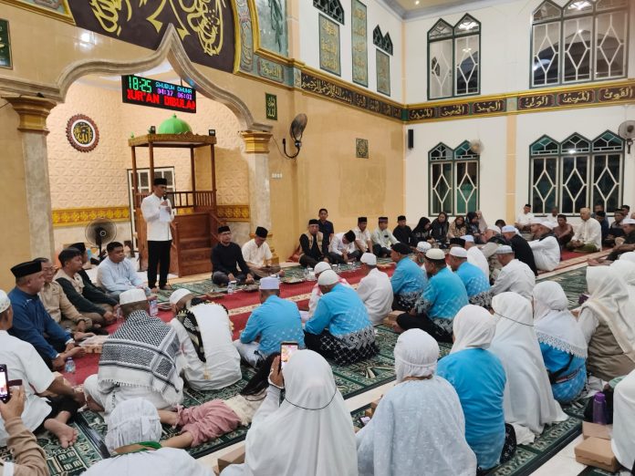 Penuh Haru dan Syukur, Wali Kota Kotamobagu Sambut Kepulangan Jamaah Haji dari Tanah Suci