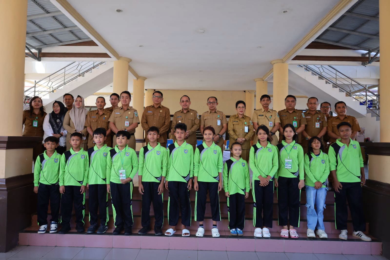 Bupati Yusra Alhabsyi Lepas Kontingen O2SN Bolmong ke Tingkat Provinsi, Titip Pesan Jaga Sportivitas dan Harumkan Nama Daerah