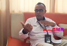 Bulog Bolmong Salurkan 5.000 Liter Minyakita per Pekan, Dijual Sesuai HET Bulog Bolmong Salurkan 1.000 Liter Minyakita per Pekan, Dijual Sesuai HET