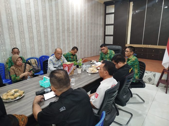 Antrean BBM Mengular, Pemkot Kotamobagu Gerak Cepat Gelar Rakor Bersama Seluruh Pengelola SPBU