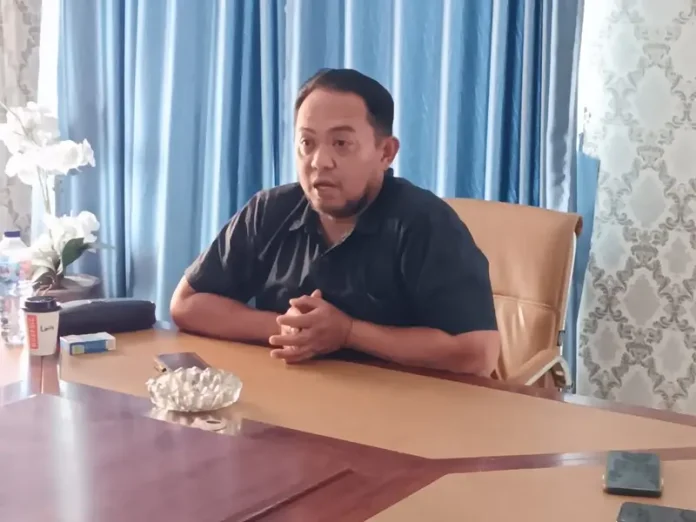 Dituding Narkoba, Rahman Salehe Tantang Tes Urine Massal: “Saya Orang Pertama yang Siap”